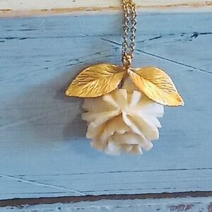 Vintage 12k GF Gold Filled K.L. Carved Rose Flower Pendant Necklace 18 inches